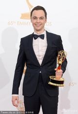 组图：谢耳朵吉姆-帕森斯获得喜剧类最佳男主角