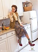 组图：藤井莉娜秋装写真 潮流搭配日系甜美风