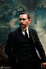 幻灯图：《辛亥革命》赵文瑄饰孙中山 孙淳演袁世凯