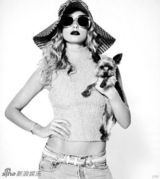 组图：名模杰西卡最新写真红唇秀冷艳