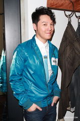 组图：文咏珊有意搬离旧居 否认为避开旧爱