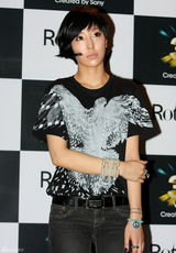 高清图：韩星柳时元培养新人 Rottyful sky韩国首唱