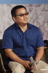 组图：《初到东京》揭海报 张钧甯甜美秦昊帅气