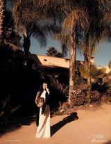 组图：歌手拉娜德雷复古大片曝光 性感红唇冶艳