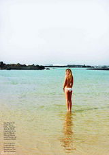 高清图：超模芭儿-拉法莉登封面 比基尼秀身材