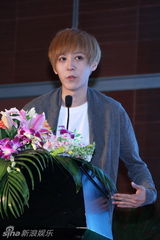 组图：TimeZ组合担任网络植树公益活动大使