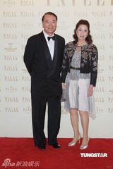 组图：周年舞会晚宴开幕 赌王多位家人亮相捧场