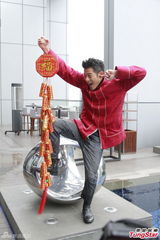 组图：郭富城受伤不再凌空跳舞 母亲放弃催婚