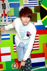 高清组图：棒棒堂王子小杰毛弟与歌迷观赏世界杯