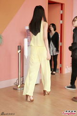 组图：港姐选拔二轮佳丽彩妆亮相变白富美