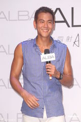 高清组图：彭于晏为手表代言 阳光帅气大秀健美肌肉