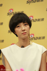 组图：《圣诞玫瑰》做客 桂纶镁邀张震演色魔