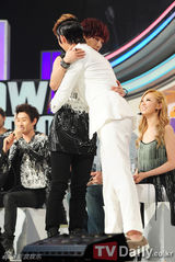 组图：SuperJunior获《ShowChampion》冠军