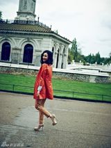 组图：小宋佳登《优家画报》 伦敦掠影感触英伦风尚