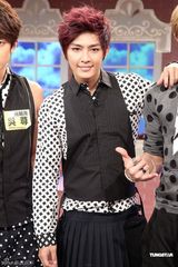 组图：飞轮海潮装录节目 大玩游戏积极互动