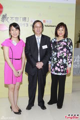 组图：陈婉珍出席活动 二女传情变问题拒受访