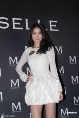 组图：陈慧琳蕾丝装优雅 徐濠萦单肩裙配皮手套