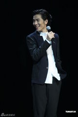 组图：萧敬腾上海办歌友会 5首歌被定违规将遭禁