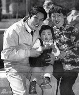 组图：上世纪明星罕见旧照 巩俐泳装刘晓庆青涩