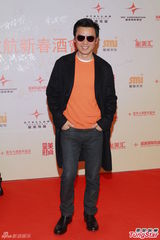 组图：陈友开心提名金像奖 谭咏麟赞成龙当会长