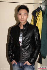 组图：林文龙自曝曾考警察 拒让女儿当童星