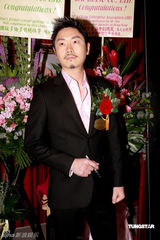 幻灯图集：李笼怡李思捷出席活动 尽显时尚风采 