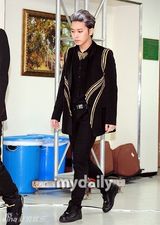 组图：SJ宣传个唱黑装帅酷 4月征战南美