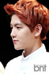 组图：SISTAR孝琳下衣失踪似没穿 EXO白衣纯情