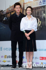 组图：金喜善新剧发布 荧屏牵手2PM玉泽演