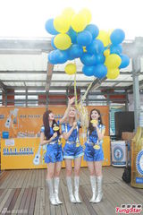 组图：As One三缺一现身活动 成员Oli入院手术