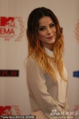 组图：2012MTV欧洲音乐大奖众星红毯璀璨