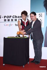 组图：吴克群承认与阿娇合作 盼媒体勿二度伤害她