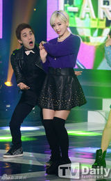 组图：EXO与FT等录节目 SISTAR孝琳惹火