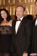 组图：影帝史派西赴澳门做慈善 享受再来中国