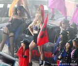 组图：碧昂斯拍摄新单曲MV化身角斗士显女将风范