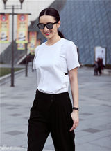 组图：宋佳OL装出街 粉绿配黑白清新鲜活