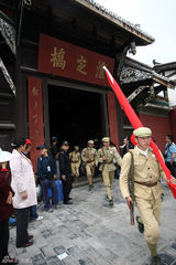 幻灯：《新康定情歌》开机 苏有朋居文沛遇高原反应