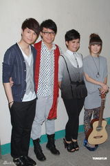 组图：张智霖慨叹911十年纪念 呼吁重视家人朋友 