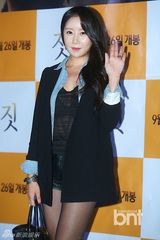 组图：李允智安内相等出席电影《勾当》试映会