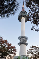 高清图：新浪娱乐探访韩国 登N首尔塔俯瞰城市