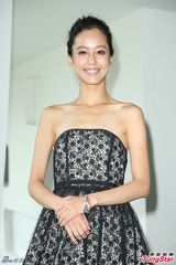 组图：陈庭妮踩十公分高跟鞋 曾国城笑称被压死