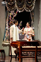 组图：《风雪夜归人》首演 余少群程莉莎演绎凄恋