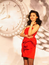 高清图：大S为名表代言 妆容高贵气质典雅