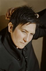 幻灯：欧美十大早早“出柜”的明星