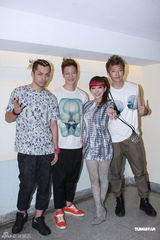 组图：孙耀威梁文音加盟不设限演唱会 推行宗教时尚