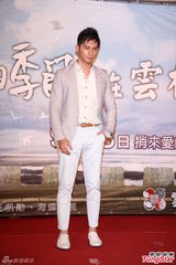 组图：温升豪拒绝哗众取宠 当演员体验各种生活