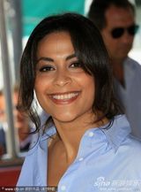 高清组图：《米拉尔》亮相 导演朱利安携妻子亮相