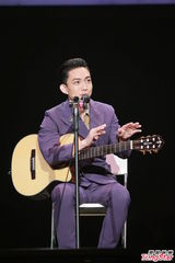 组图：林宥嘉演唱会开唱 再谈与邓紫棋分手