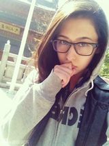 组图：柯震东绯闻女友程颖婕自拍美图