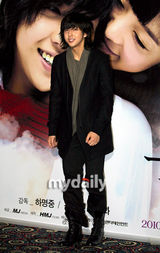 幻灯图集：金基范黄宝拉甜蜜亮相宣传《注文津》